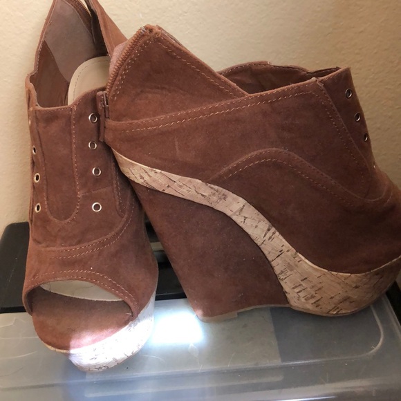 Wedges - Picture 2 of 2